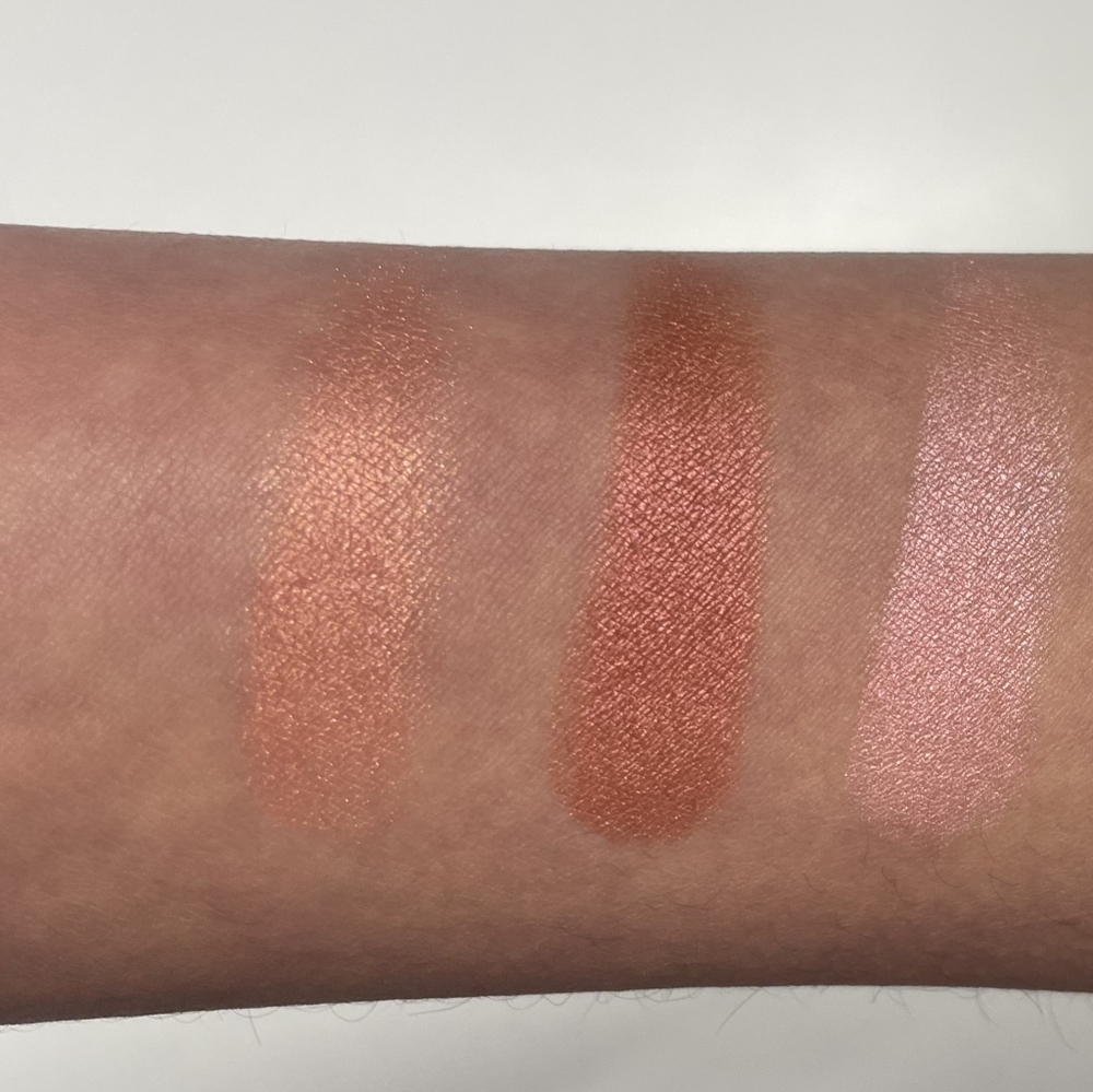 🍊Face Need🍊BNIB Rare Beauty Fullsize JOY Soft Pinch Luminous Powder Blush!$27R - Picture 14 of 16